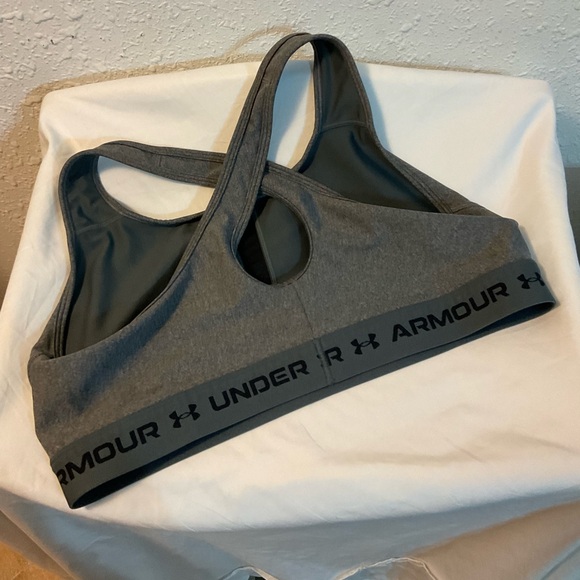 ❌Under Armour Compression Sports Bra size 2X Two-Tone Grey & Black - Picture 2 of 3